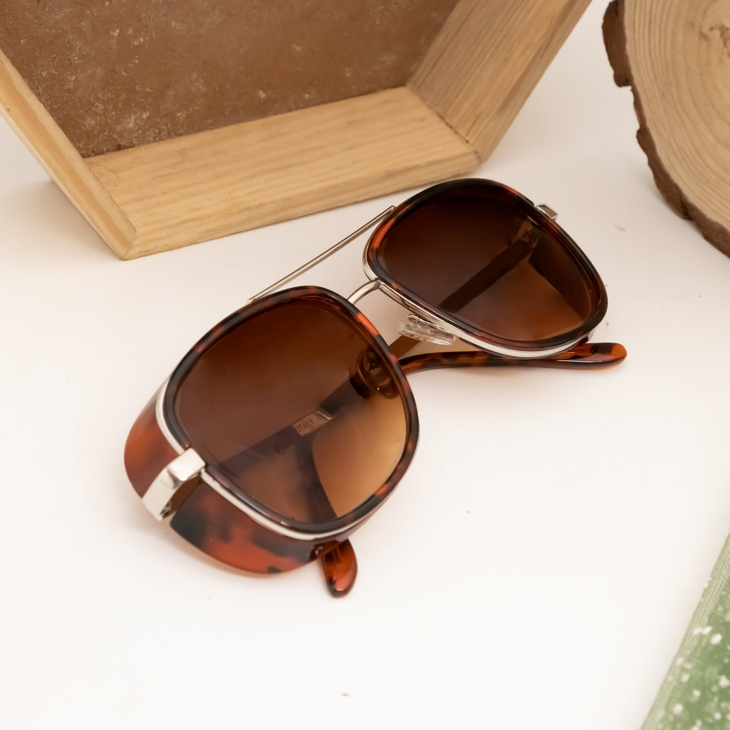 Cloriss Silver And Brown Gradient Retro Square Sunglasses