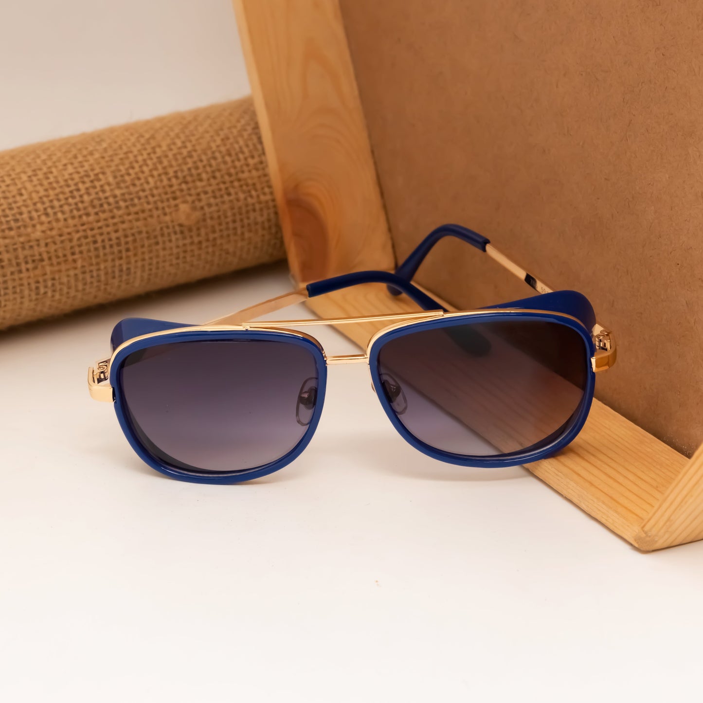 Cloriss Gold And Grey Gradient Retro Square Sunglasses